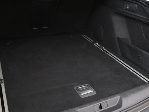 Peugeot 308 1.5 BlueHDi Blue Lease Premium | Panoramadak | Camera | Carplay | Navigatie | Parkeerhulp | Climate control