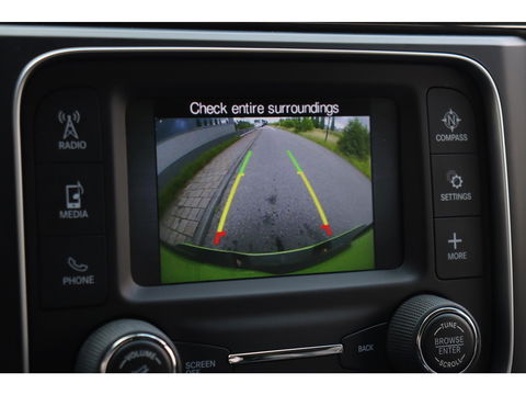 Dodge Ram 1500 5.7 V8 4x4 Quad Cab Sport | Leder | Camera | Trekhaak | 20'' | Airco | Cruise control | LPG 122 liter | LED verstraler | Bluetooth | Side-Bars