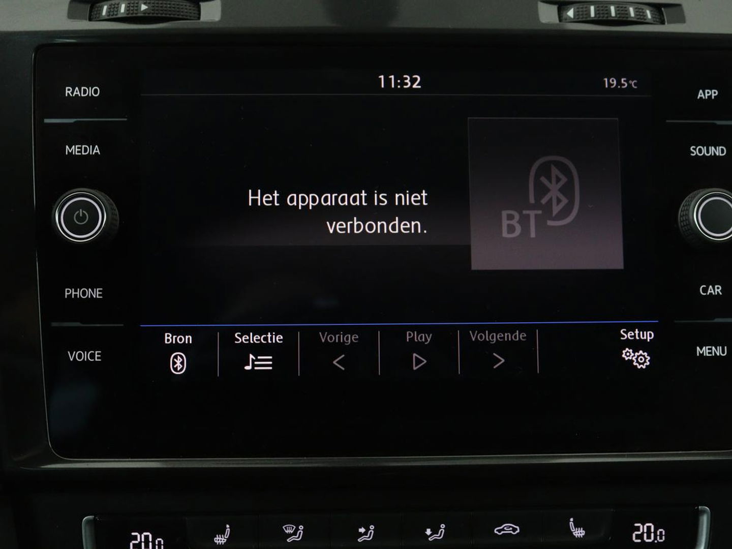 Volkswagen Golf 1.0 TSI Comfortline | Stoelverwarming | Full LED | Carplay | Climate control | Parkeerhulp | Cruise control | 19'' lichtmetalen velgen