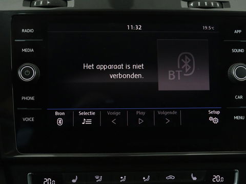 Volkswagen Golf 1.0 TSI Comfortline | Stoelverwarming | Full LED | Carplay | Climate control | Parkeerhulp | Cruise control | 19'' lichtmetalen velgen
