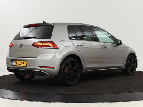 Volkswagen Golf 1.0 TSI Comfortline | Stoelverwarming | Full LED | Carplay | Climate control | Parkeerhulp | Cruise control | 19'' lichtmetalen velgen