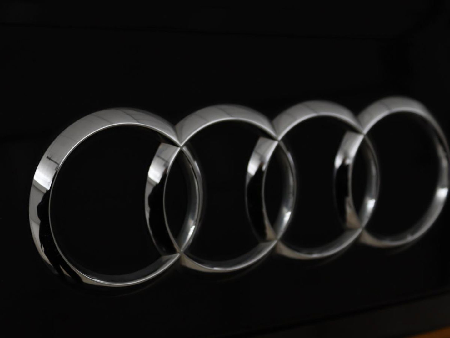 Audi Q5 2.0 TDI quattro Sport | Leder | Stoelverwarming | Trekhaak | Virtual Cockpit | Navigatie | Keyless | Xenon | Elektrische stoelen | Climate control | Parkeerhulp | Cruise control