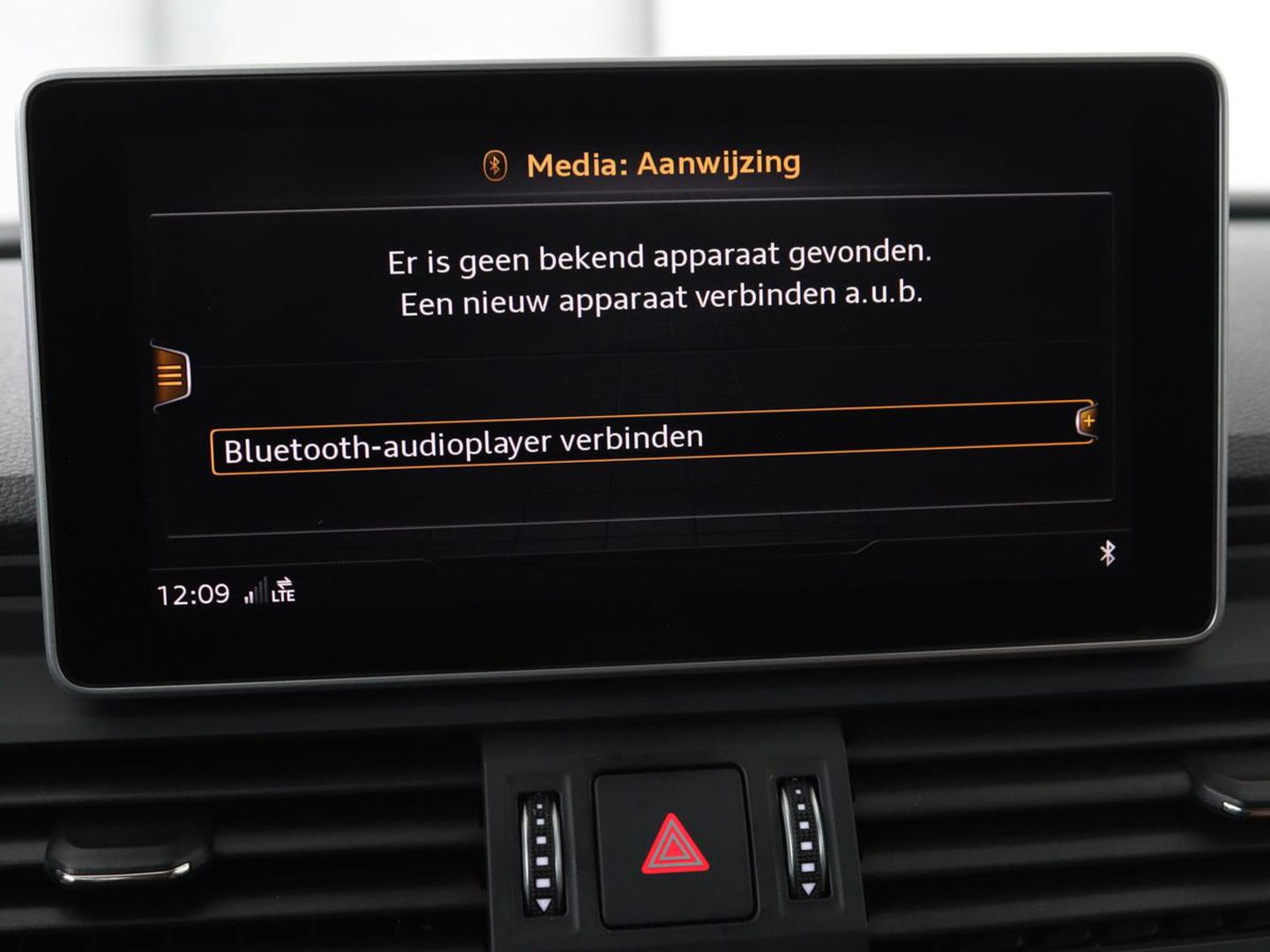 Audi Q5 2.0 TDI quattro Sport | Leder | Stoelverwarming | Trekhaak | Virtual Cockpit | Navigatie | Keyless | Xenon | Elektrische stoelen | Climate control | Parkeerhulp | Cruise control