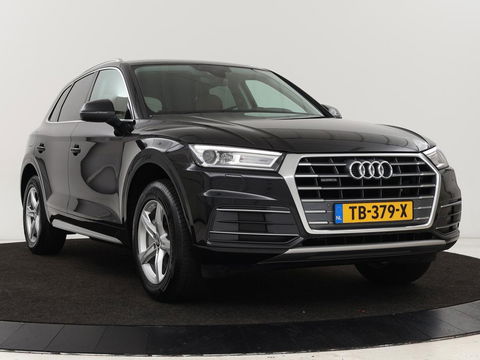 Audi Q5 2.0 TDI quattro Sport | Leder | Stoelverwarming | Trekhaak | Virtual Cockpit | Navigatie | Keyless | Xenon | Elektrische stoelen | Climate control | Parkeerhulp | Cruise control