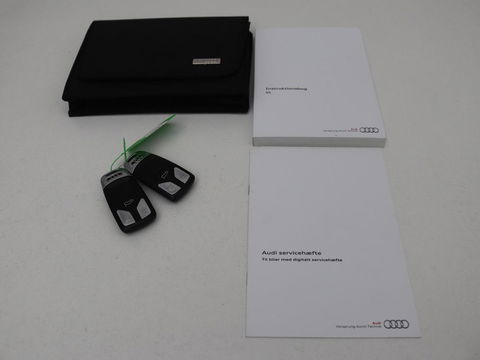 Audi Q5 2.0 TDI quattro Sport | Leder | Stoelverwarming | Trekhaak | Virtual Cockpit | Navigatie | Keyless | Xenon | Elektrische stoelen | Climate control | Parkeerhulp | Cruise control