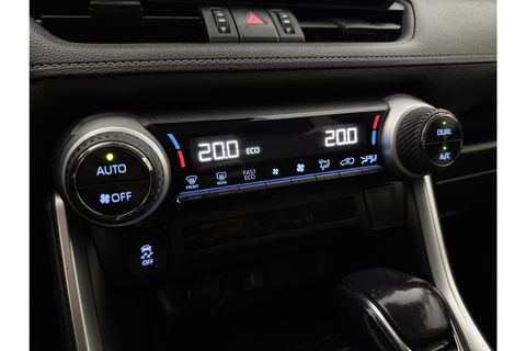 Toyota RAV4 2.5 Hybrid 242PK LED Carplay Clima Cruise Parkeersensoren 17"LMV