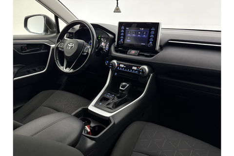 Toyota RAV4 2.5 Hybrid 242PK LED Carplay Clima Cruise Parkeersensoren 17"LMV