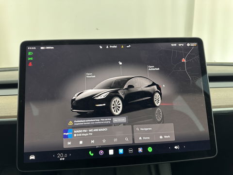 Tesla Model 3 Standard RWD Plus 60 kWh (INCL-BTW) Aut. *PANO | AUTO-PILOT | FULL-LEATHER | KEYLESS | FULL-LED | MEMORY-PACK | SURROUND-VIEW | DAB | CARPLAY | DIGI-COCKPIT | LANE-ASSIST | COMFORT-SEATS | 19"ALU*
