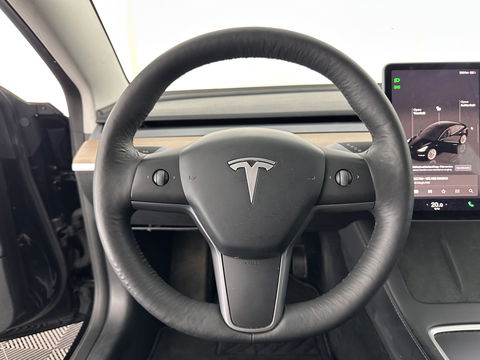 Tesla Model 3 Standard RWD Plus 60 kWh (INCL-BTW) Aut. *PANO | AUTO-PILOT | FULL-LEATHER | KEYLESS | FULL-LED | MEMORY-PACK | SURROUND-VIEW | DAB | CARPLAY | DIGI-COCKPIT | LANE-ASSIST | COMFORT-SEATS | 19"ALU*