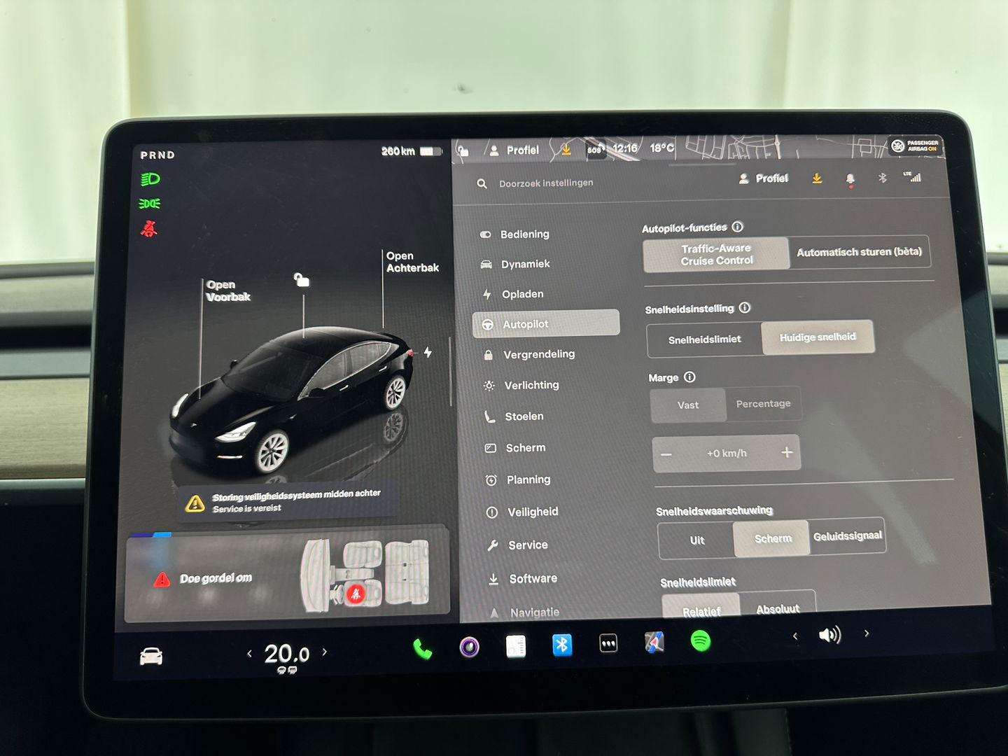 Tesla Model 3 Standard RWD Plus 60 kWh (INCL-BTW) Aut. *PANO | AUTO-PILOT | FULL-LEATHER | KEYLESS | FULL-LED | MEMORY-PACK | SURROUND-VIEW | DAB | CARPLAY | DIGI-COCKPIT | LANE-ASSIST | COMFORT-SEATS | 19"ALU*
