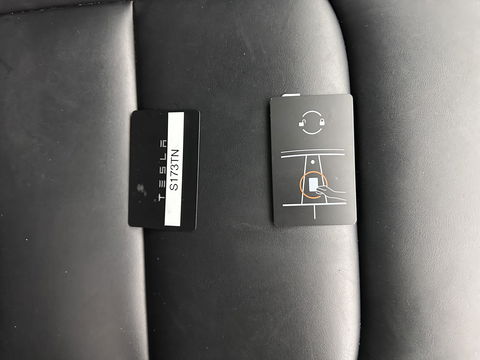Tesla Model 3 Standard RWD Plus 60 kWh (INCL-BTW) Aut. *PANO | AUTO-PILOT | FULL-LEATHER | KEYLESS | FULL-LED | MEMORY-PACK | SURROUND-VIEW | DAB | CARPLAY | DIGI-COCKPIT | LANE-ASSIST | COMFORT-SEATS | 19"ALU*
