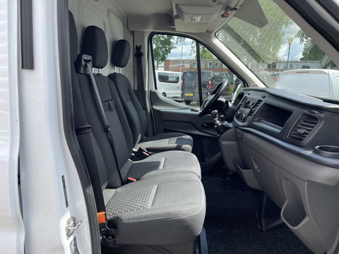 Ford Transit 310 2.0 TDCI L2H2 Trend / vaste prijs rijklaar € 16.950 ex btw / lease vanaf € 285 / airco / cruise control / euro 6 diesel / bpm vrij / trekhaak 2450 kg !