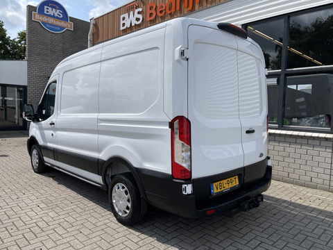 Ford Transit 310 2.0 TDCI L2H2 Trend / vaste prijs rijklaar € 16.950 ex btw / lease vanaf € 285 / airco / cruise control / euro 6 diesel / bpm vrij / trekhaak 2450 kg !