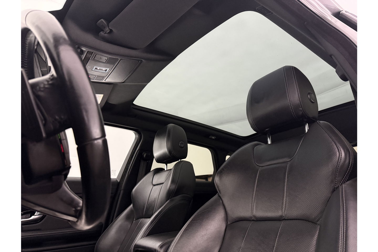 Land Rover Range Rover Evoque 2.0 TD4 HSE 150PK Pano LED Trekhaak Clima Cruise Navigatie 20"LMV Leder PDC