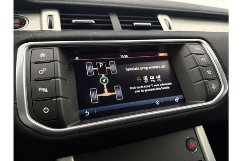 Land Rover Range Rover Evoque 2.0 TD4 HSE 150PK Pano LED Trekhaak Clima Cruise Navigatie 20"LMV Leder PDC