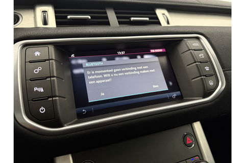 Land Rover Range Rover Evoque 2.0 TD4 HSE 150PK Pano LED Trekhaak Clima Cruise Navigatie 20"LMV Leder PDC