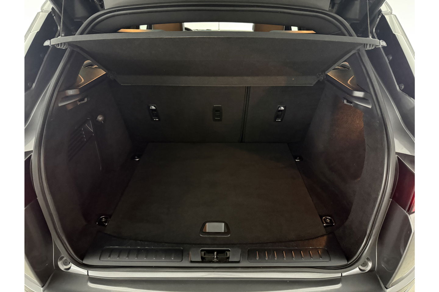 Land Rover Range Rover Evoque 2.0 TD4 HSE 150PK Pano LED Trekhaak Clima Cruise Navigatie 20"LMV Leder PDC