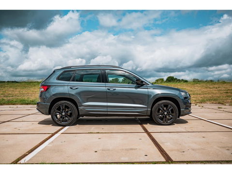 Škoda Karoq 1.5 TSI ACT Sportline Business | TREKHAAK | DIGI DASH | CLIMA | NAVI