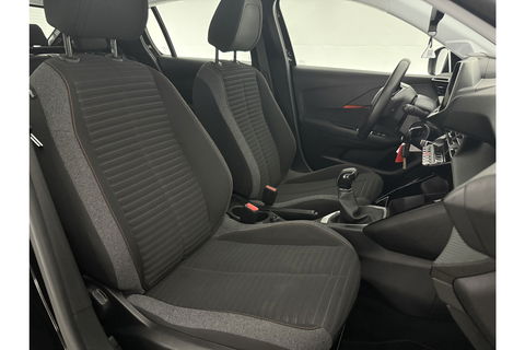 Peugeot 208 1.2 PureTech Airco Carplay Cruise LED Navigatie 16"LMV PDC