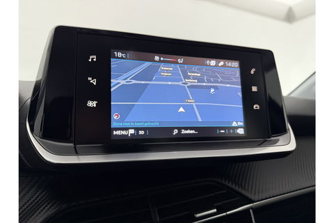 Peugeot 208 1.2 PureTech Airco Carplay Cruise LED Navigatie 16"LMV PDC