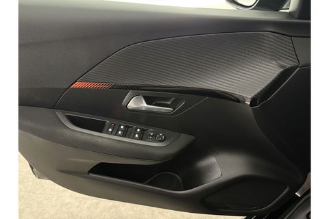 Peugeot 208 1.2 PureTech Airco Carplay Cruise LED Navigatie 16"LMV PDC