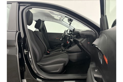 Peugeot 208 1.2 PureTech Airco Carplay Cruise LED Navigatie 16"LMV PDC