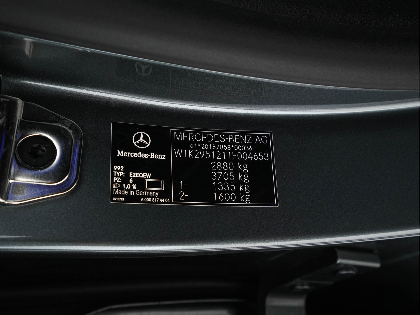 Mercedes-Benz EQE 350+ Launch-Edition AMG-Line 91 kWh [ 3-Fase ] Aut. *PANO | BURMESTER-SURROUND | ADAPTIVE-CRUISE | BLINDSPOT | LEATHER-MICROFIBRE | FULL-LED | AMBIENT-LIGHT | MEMORY-PACK | DIGI-COCKPIT | SPORT-SEATS | CAMERA | KEYLESS | DAB+ | CARPLAY |
