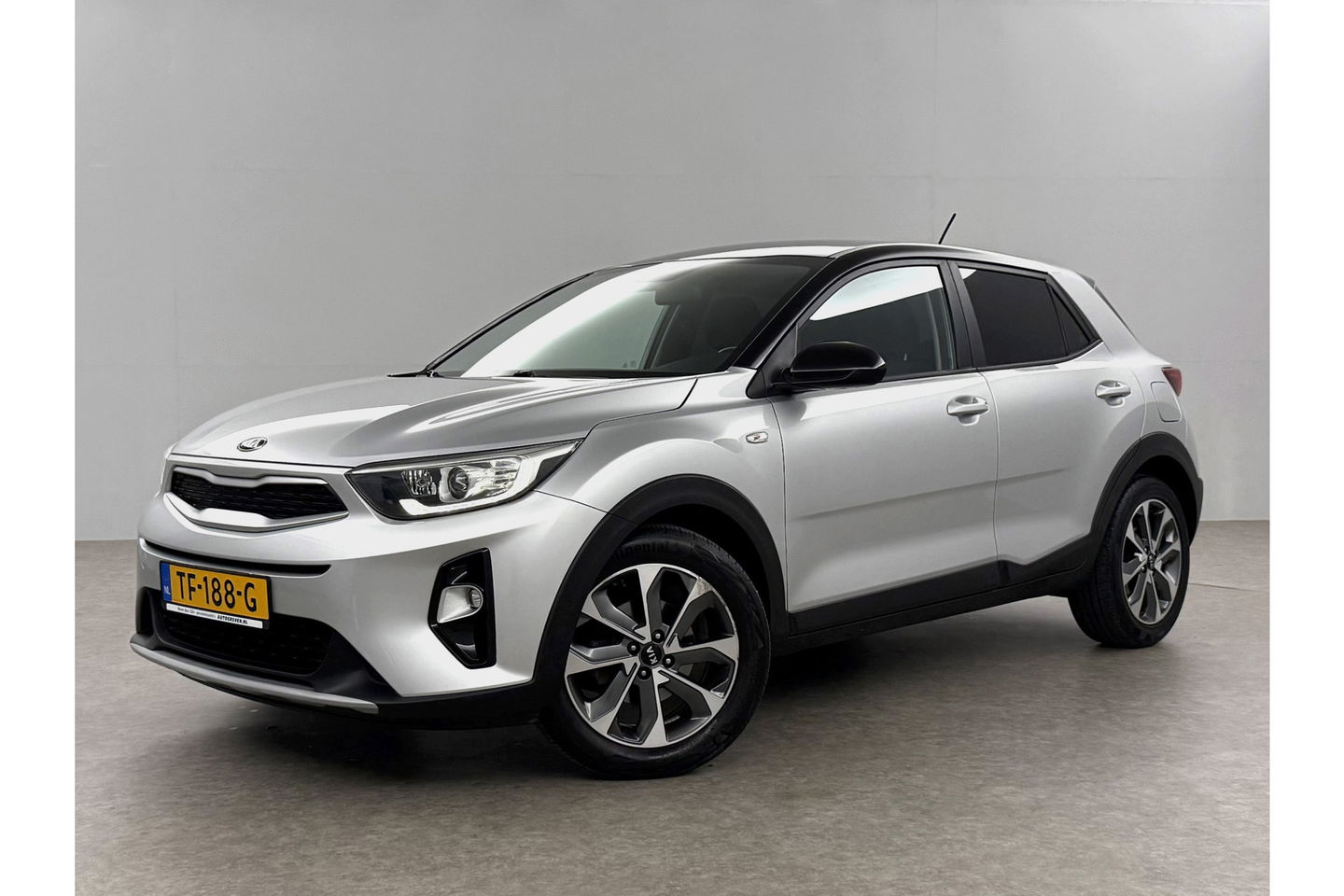 Kia Stonic 1.0 T-GDi Camera LED Carplay Airco Cruise Navi PDC 17''LMV