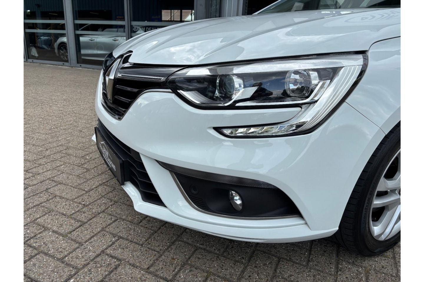 Renault Mégane 1.2 TCE 132 PK NAVI AIRCO/ECC PDC CRUISE CONTROL