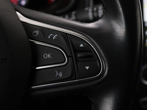 Renault Mégane 1.2 TCe Bose | Trekhaak | Half leder | Camera | Massage | Navigatie | Climate control | Park Assist | Cruise control | Keyless