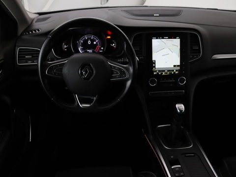 Renault Mégane 1.2 TCe Bose | Trekhaak | Half leder | Camera | Massage | Navigatie | Climate control | Park Assist | Cruise control | Keyless