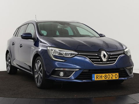 Renault Mégane 1.2 TCe Bose | Trekhaak | Half leder | Camera | Massage | Navigatie | Climate control | Park Assist | Cruise control | Keyless
