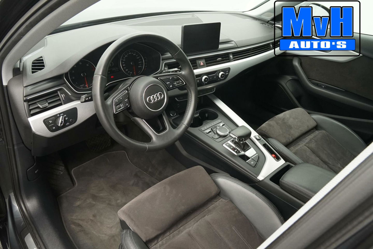 Audi A4 Avant 35 TFSI Sport |B&O|TREKHAAK|SPORTSTOELEN