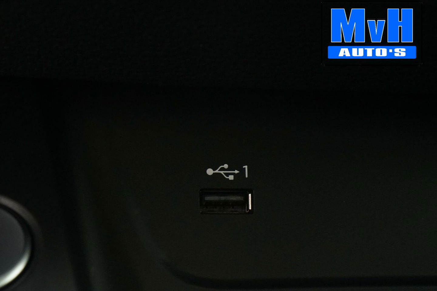 Audi A4 Avant 35 TFSI Sport |B&O|TREKHAAK|SPORTSTOELEN