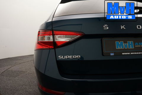 Škoda Superb Combi 1.4 TSI iV Business Edition Plus