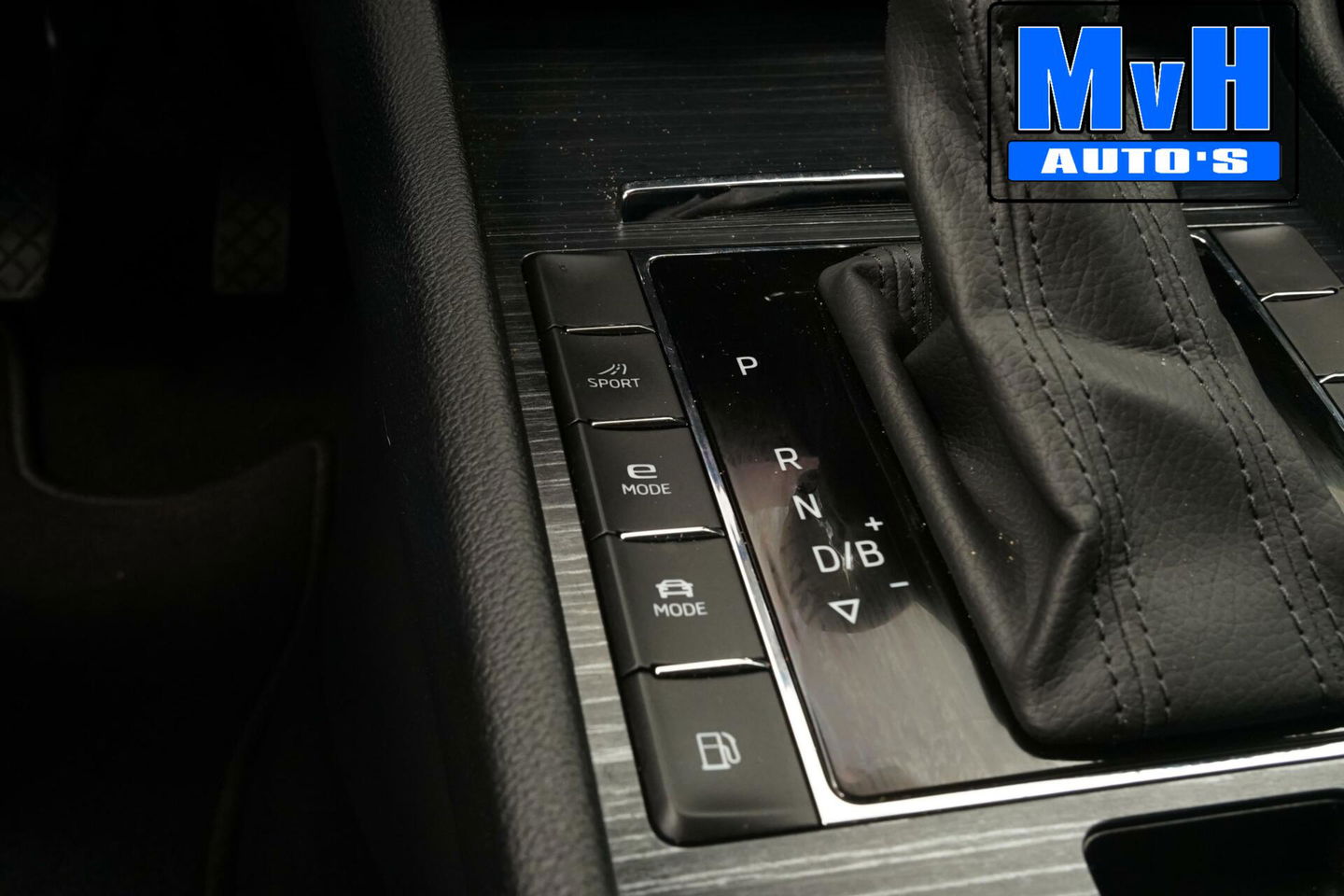 Škoda Superb Combi 1.4 TSI iV Business Edition Plus