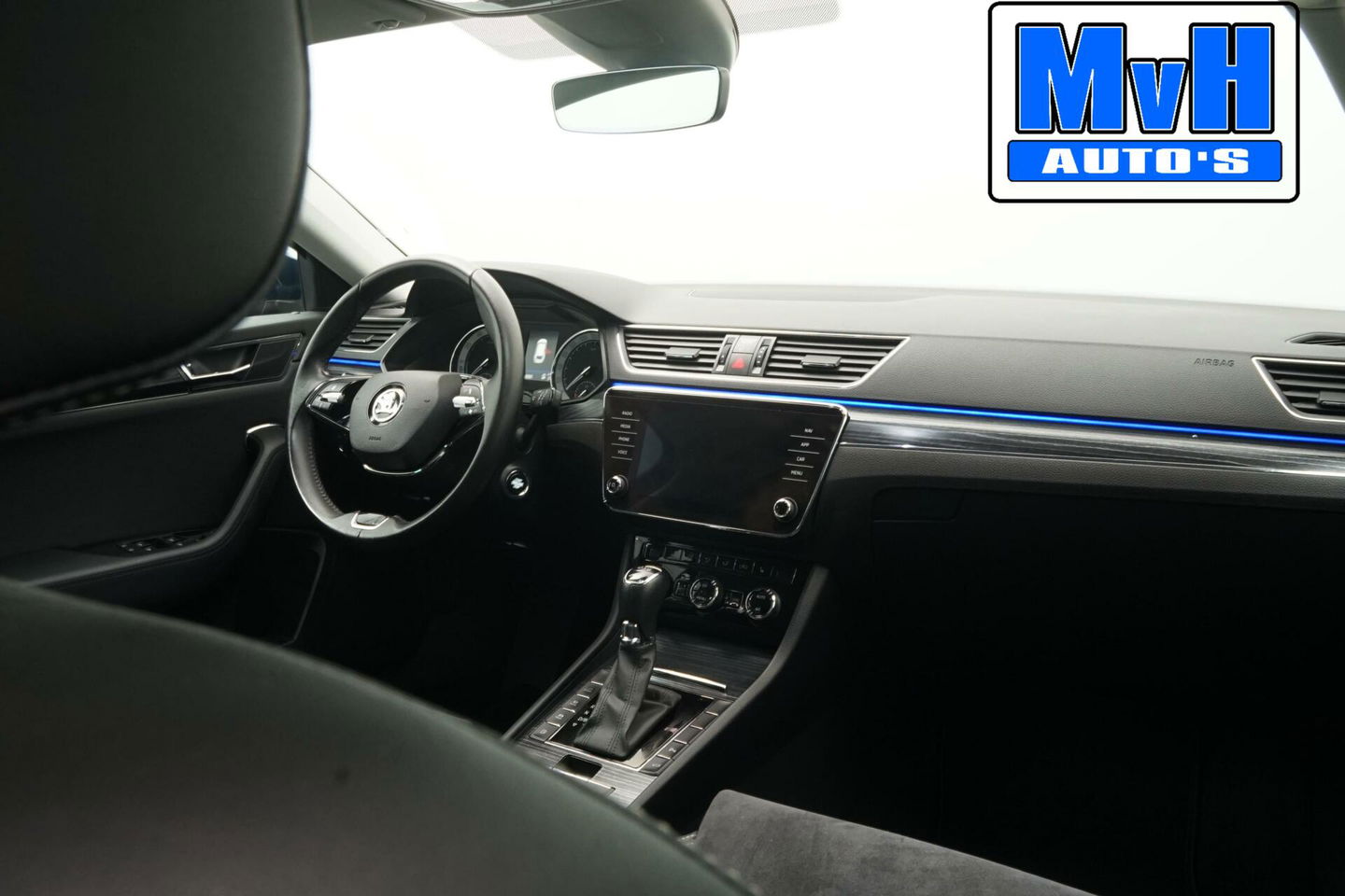 Škoda Superb Combi 1.4 TSI iV Business Edition Plus