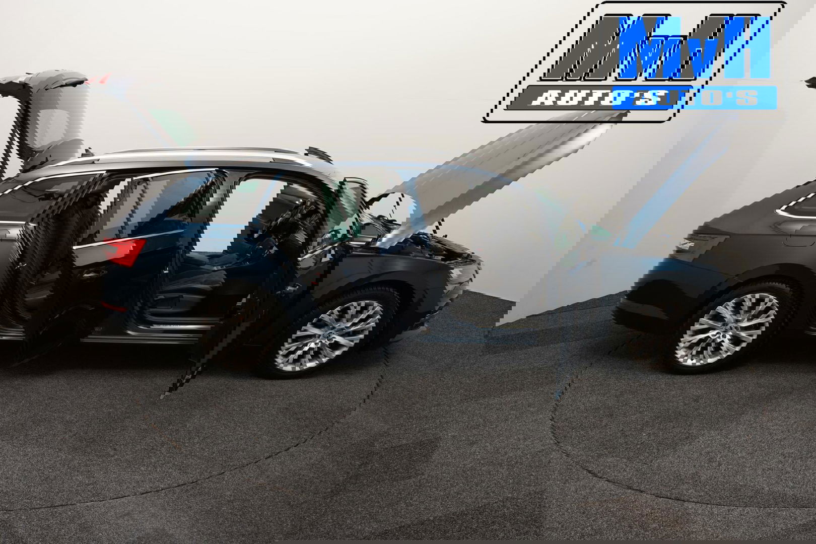 Škoda Superb Combi 1.4 TSI iV Business Edition Plus|