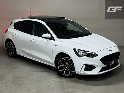 Ford Focus 1.5 EcoBoost ST Line Pano ACC CarPlay Winterpack