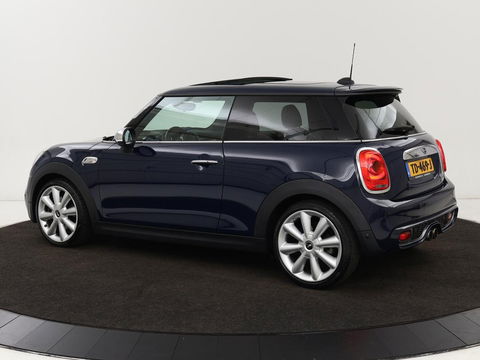 MINI Cooper S 2.0 Chili Serious Business | Panoramadak | Leder | Head-Up | Navigatie | Full LED | Harman/Kardon | Climate control | Keyless | Parkeerhulp | Cruise control