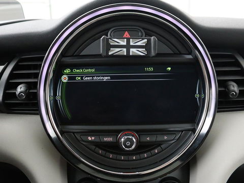 MINI Cooper S 2.0 Chili Serious Business | Panoramadak | Leder | Head-Up | Navigatie | Full LED | Harman/Kardon | Climate control | Keyless | Parkeerhulp | Cruise control