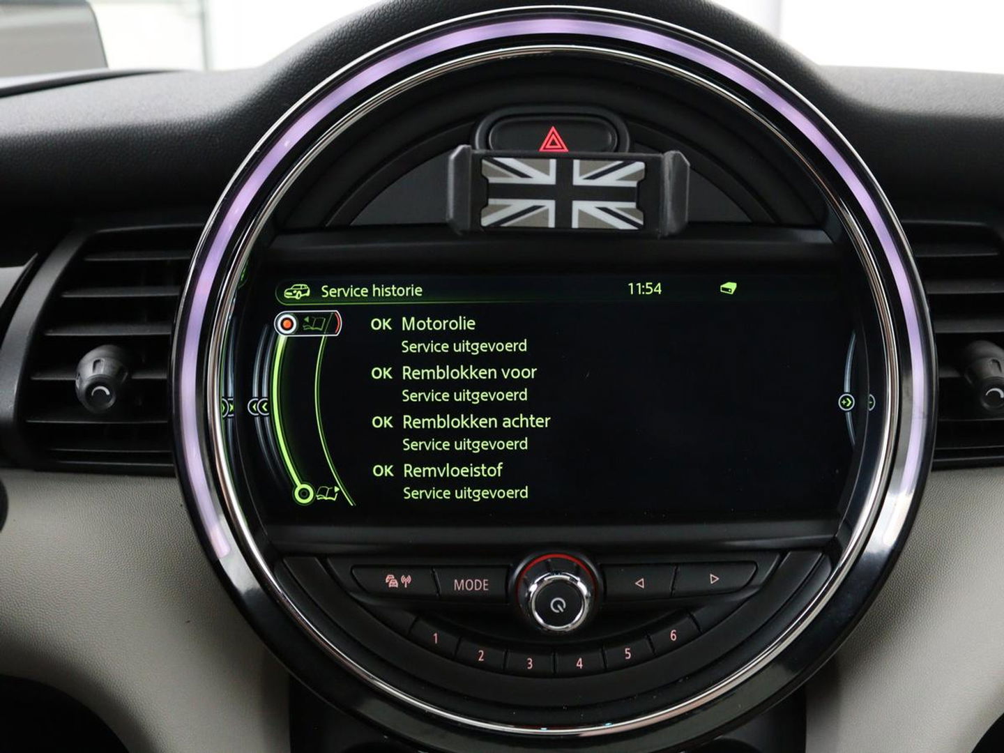 MINI Cooper S 2.0 Chili Serious Business | Panoramadak | Leder | Head-Up | Navigatie | Full LED | Harman/Kardon | Climate control | Keyless | Parkeerhulp | Cruise control