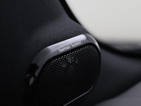 MINI Cooper S 2.0 Chili Serious Business | Panoramadak | Leder | Head-Up | Navigatie | Full LED | Harman/Kardon | Climate control | Keyless | Parkeerhulp | Cruise control
