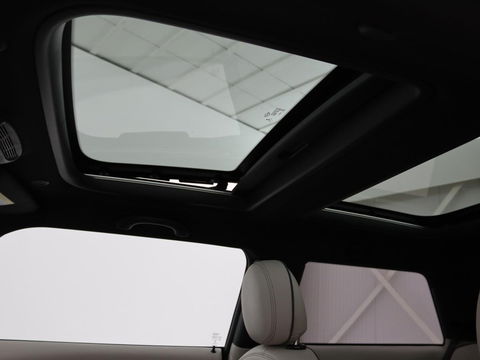 MINI Cooper S 2.0 Chili Serious Business | Panoramadak | Leder | Head-Up | Navigatie | Full LED | Harman/Kardon | Climate control | Keyless | Parkeerhulp | Cruise control