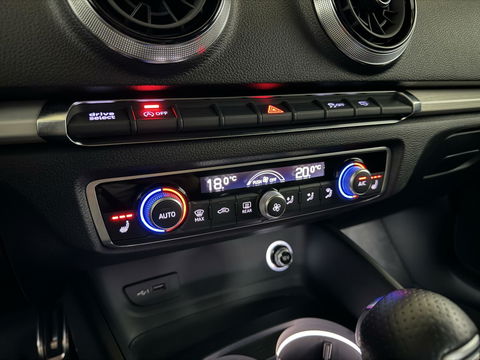 Audi A3 Sportback 35 TFSI Black Edition S-Line Virtual NAP