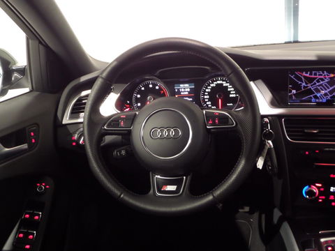 Audi A4 Avant 1.8 TFSI Pro Line S "Origineel NL!" 2x S-Line Automaat! Xenon-LED Bluetooth Navigatie, van 1e eigenaar in nieuwstaat