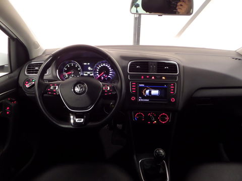 Volkswagen Polo 1.2 TSI R-Line "Origineel NL!" Apple-Carplay Leer Navigatie Bluetooth Parkeersens, van 2e eigenaar in nieuwstaat!