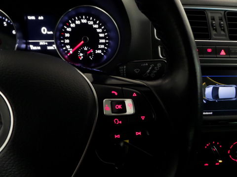 Volkswagen Polo 1.2 TSI R-Line "Origineel NL!" Apple-Carplay Leer Navigatie Bluetooth Parkeersens, van 2e eigenaar in nieuwstaat!