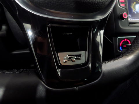 Volkswagen Polo 1.2 TSI R-Line "Origineel NL!" Apple-Carplay Leer Navigatie Bluetooth Parkeersens, van 2e eigenaar in nieuwstaat!
