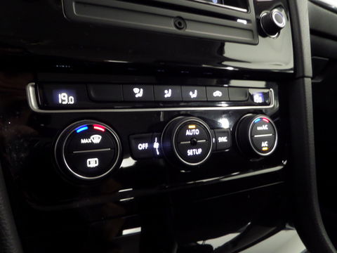 Volkswagen GOLF Variant 1.4 TSI 140PK Highline "Origineel NL!" Trekhaak Cruise-control, van 3e eigenaar in zeer nette staat!